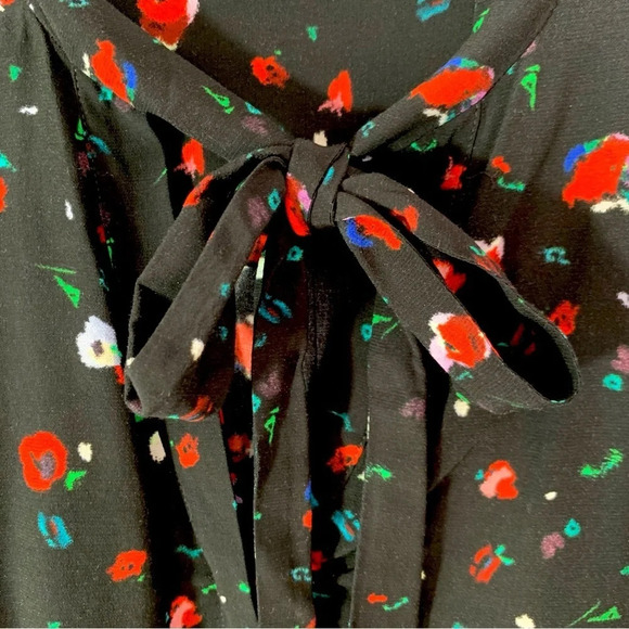NWT DEREK LAM 10 Crosby Evadne Floral Tie Front Blouse Black Size 2 - Picture 9 of 14